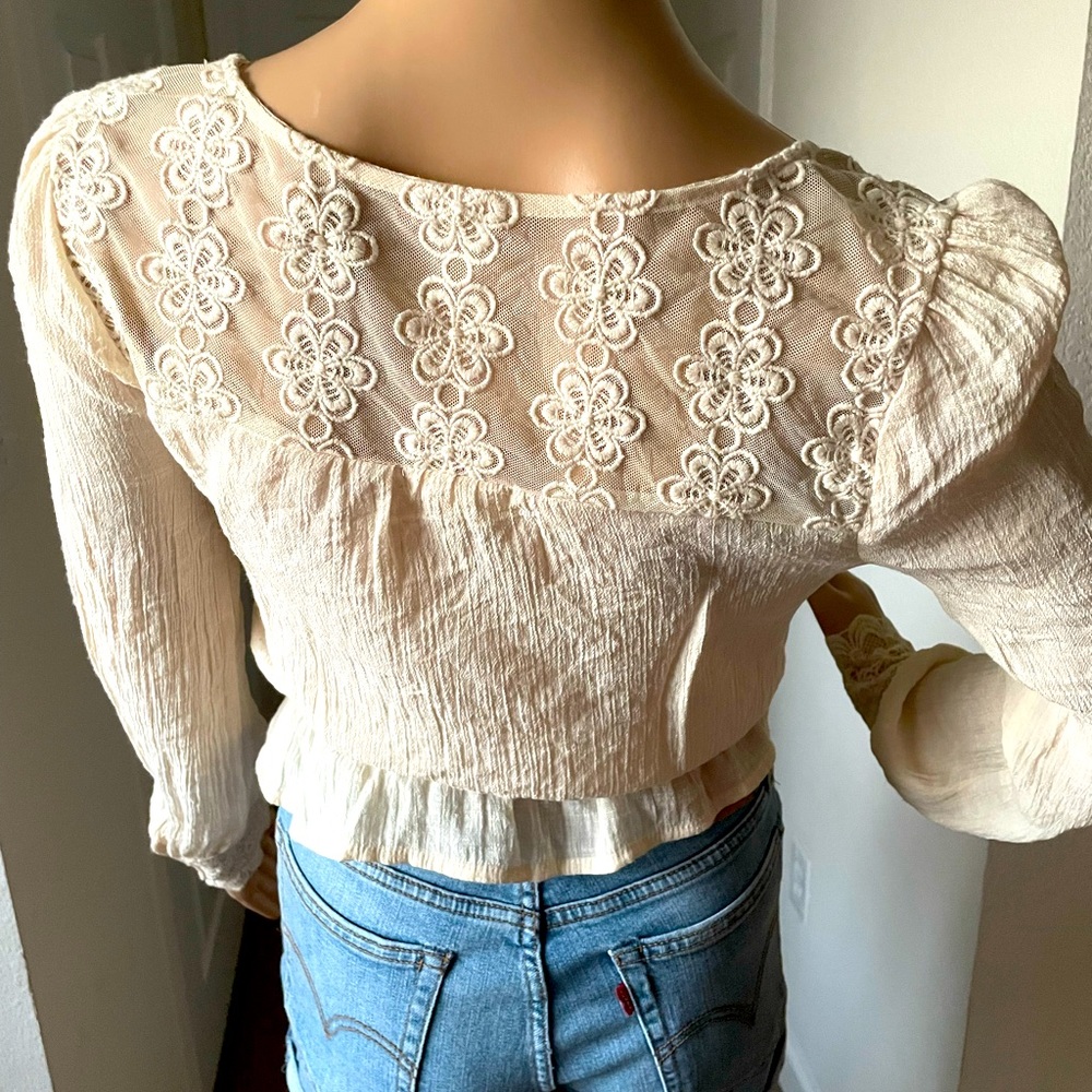 Mine Crop Lace Button Long Sleeve Top